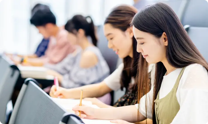 授業・ゼミ・バイトと両立できる就活サポート